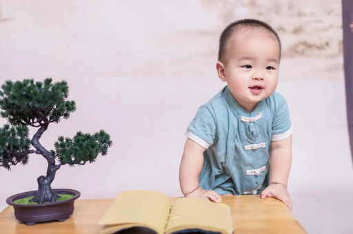 海拉尔孕妇显怀是几个月